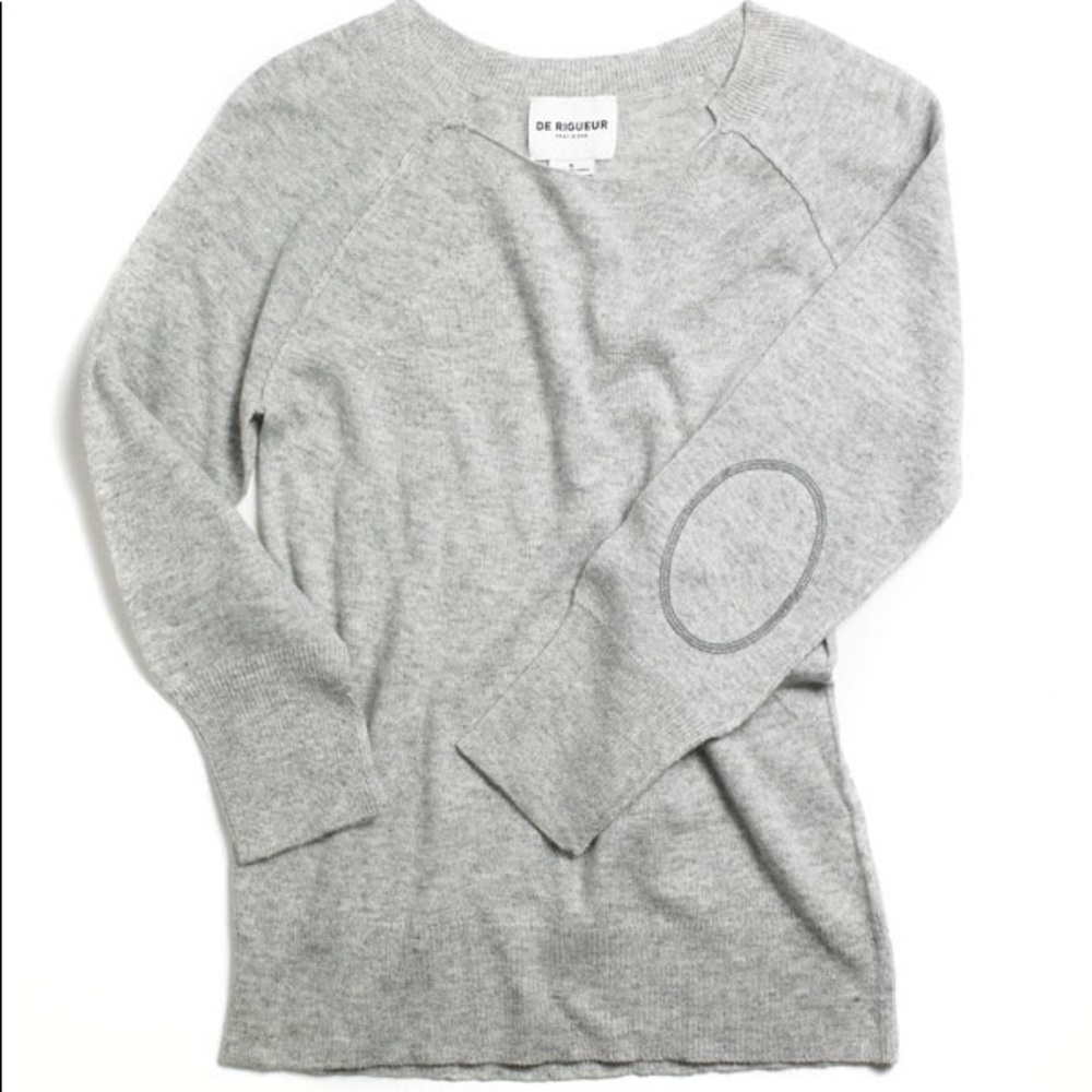 De Rigueur Provisions Gray Sweater - Medium